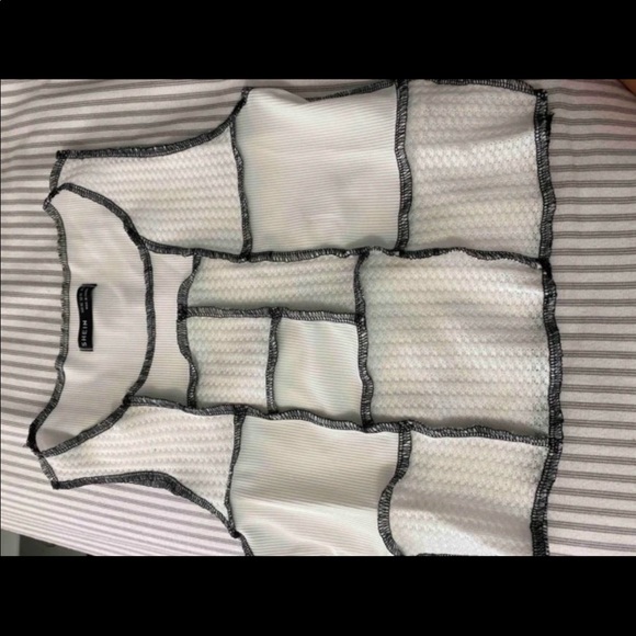 White Waffle Knot Crop Top - Picture 3 of 4